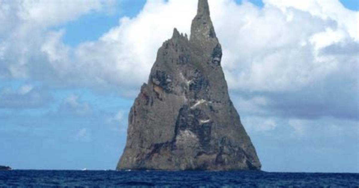 Pyramid Island