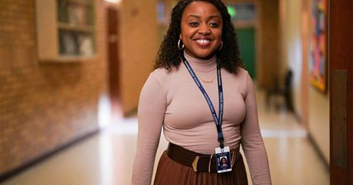Quinta Brunson on ‘Abbott Elementary’ Season 2 & Exploring Gregory – Hollywood Life