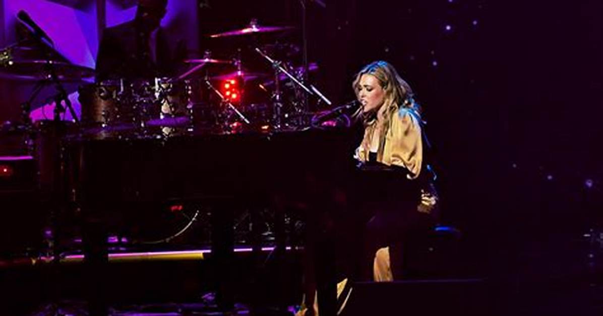 Rachel Platten Wows with New Song at the Macy’s Thanksgiving Day Parade