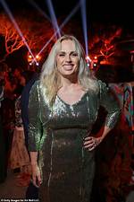 Rebel Wilson Rocks Sparkly Green Top to Channel Britney Spears’ ‘Crazy’ Music Video on Movie Set — Watch