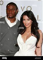 Reggie Bush’s Kim Kardashian Lookalike Wife Lilit Stuns in Pink Tube Top During Double Date