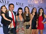 ‘Rhobh’ Star Kyle Richards Takes Daughter to Pumpkin Patch — Photos