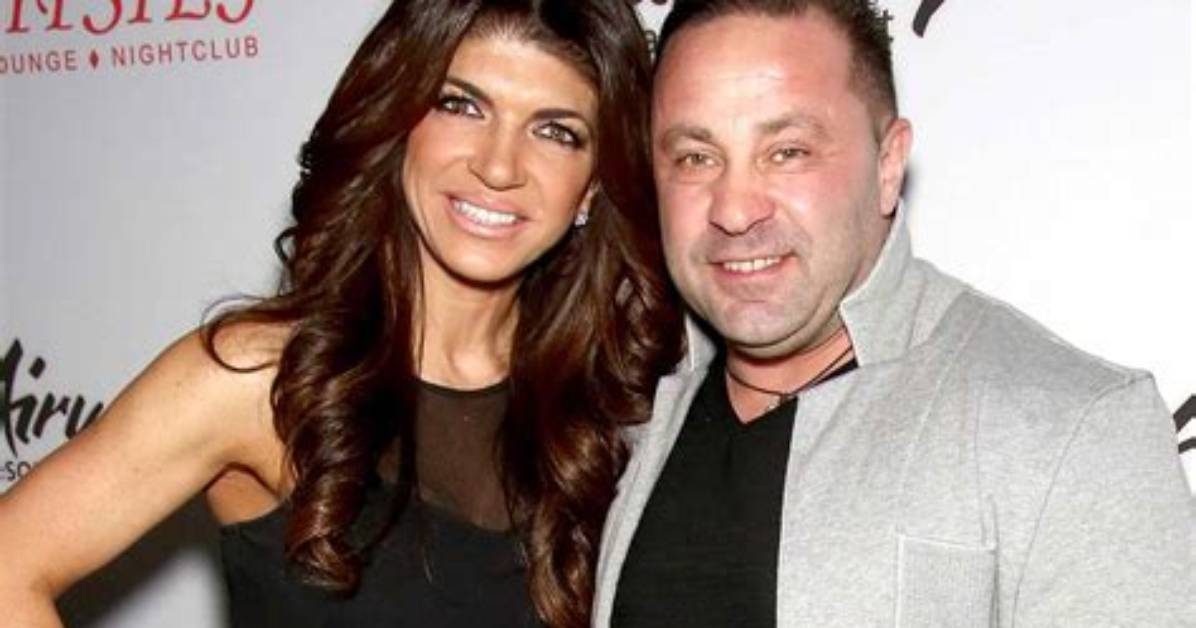 ‘Rhonj’: Teresa Giudice Believes Joe Cheated on Her After She Finds His 2Nd Cell Phone — Watch