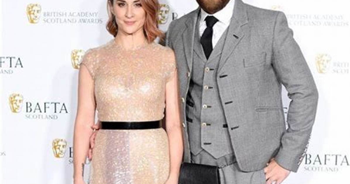 Richard Rankin Girlfriend: Meet Cara Theobald Relation Life and Age Gap