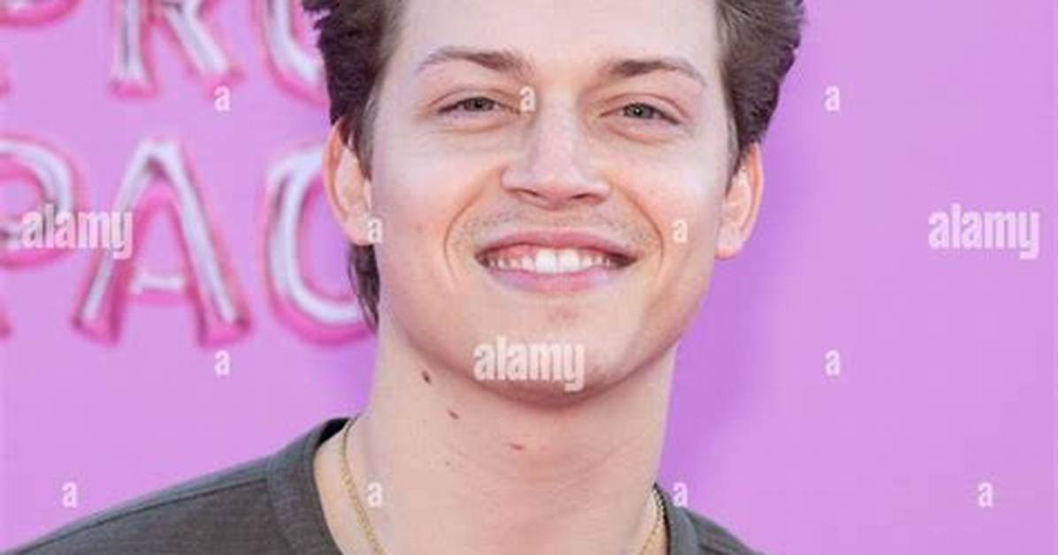 Ricky Garcia Celebrity Profile – Hollywood Life