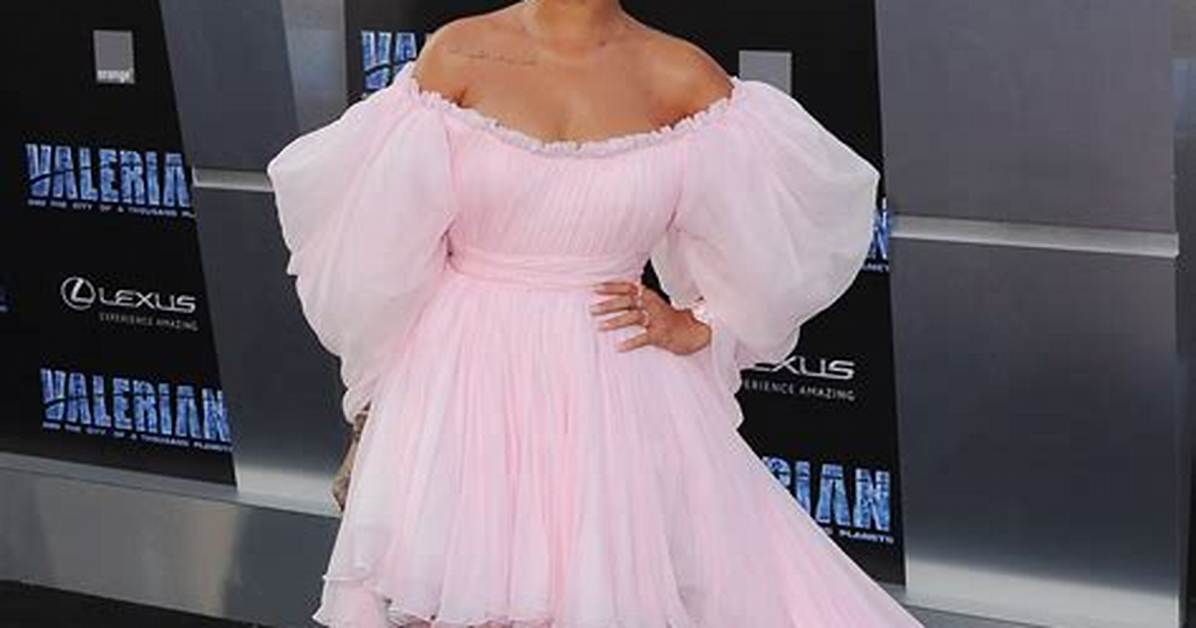 Rihanna Welcomes Spring in Pastel Pink & Blue After Splurging on $13.8 Million Mansion — New Pic