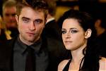 Robert Pattinson & Kristen Stewart Have Sex Seven Times a Day — Report