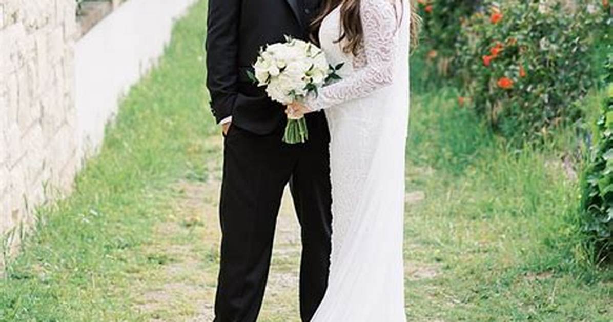 Ronald Reagan’s Granddaughter Ashley Marries Police Officer Joe Dunster: Photos