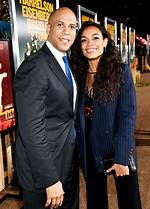 Rosario Dawson & Cory Booker Share a Passionate Kiss at ‘Zombieland: Double Tap’ Premiere — Pics