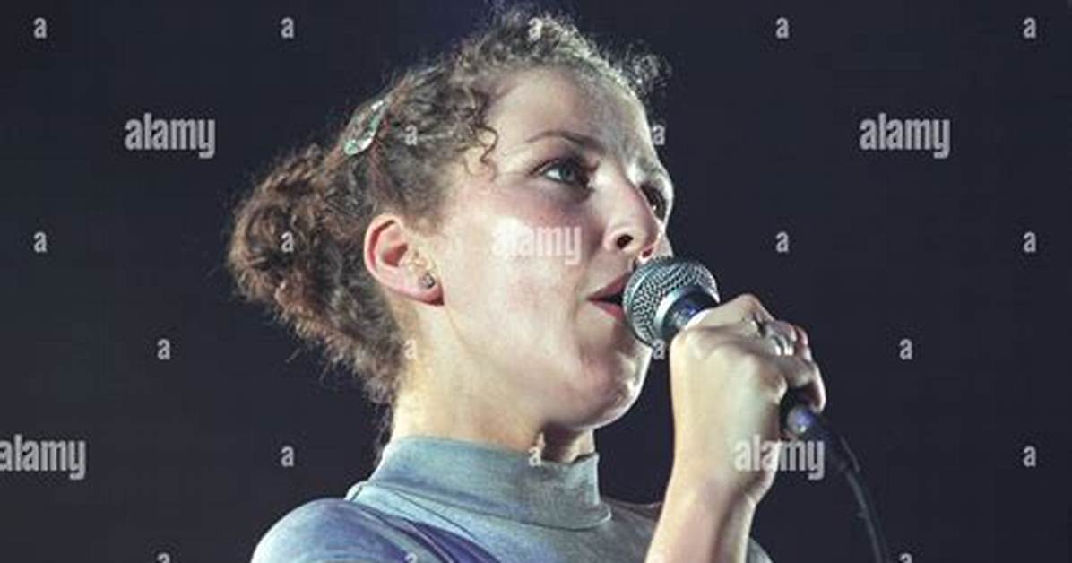 Ruth-Ann Boyle