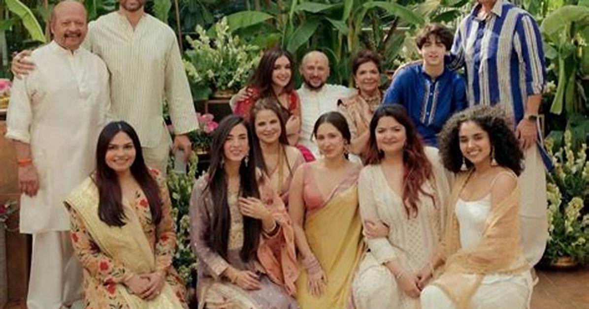 Saba Azad's Family Roots: Uncovering Her Parentage