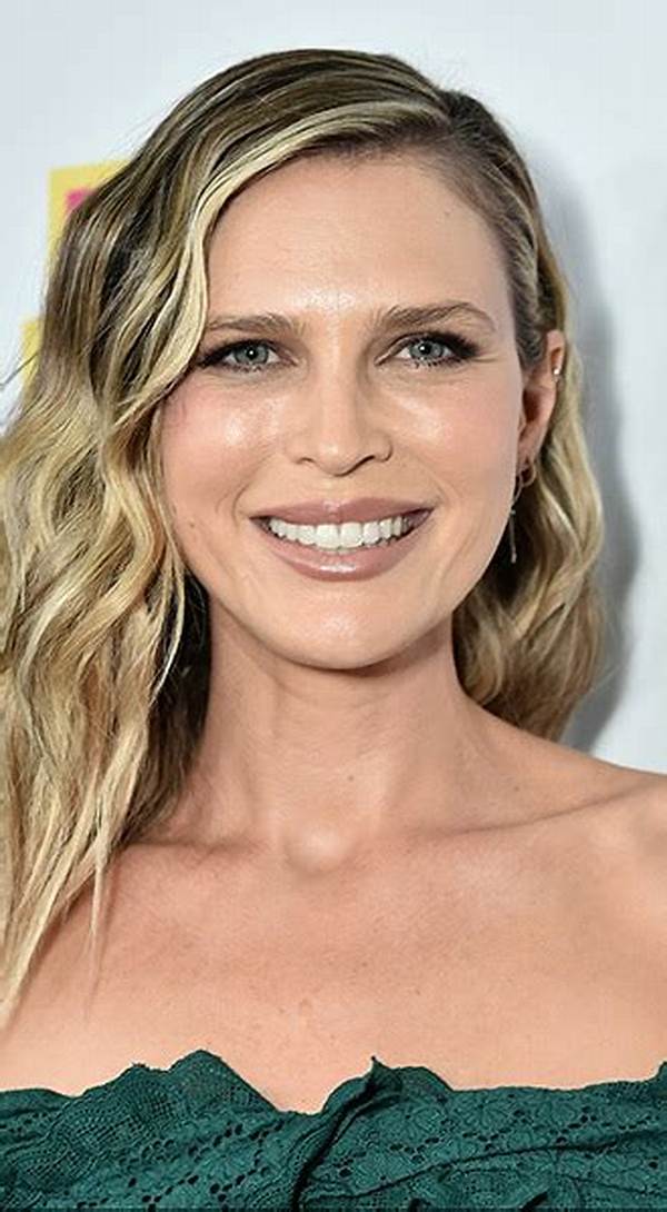 Sara Foster Celebrity Profile – Hollywood Life