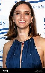 Sarah Ullman — Pics