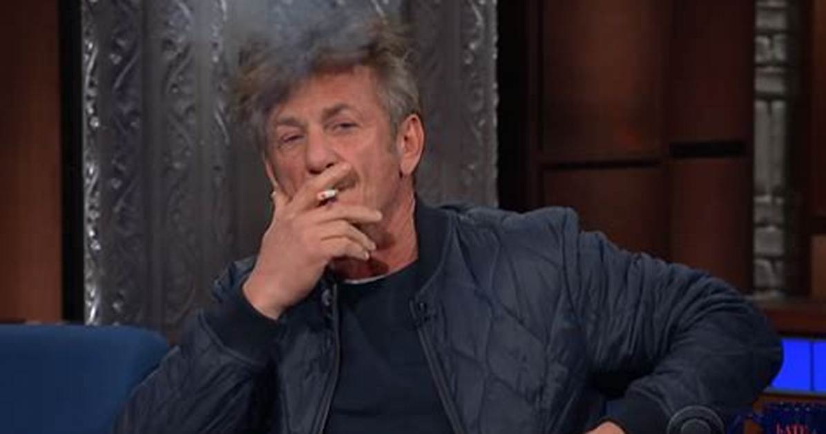 Sean Penn Smokes on ‘The Late Show’ & Viewers Are Disgusted – Hollywood Life