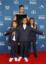 See Photos of the Actress & Her Kids – Hollywood Life