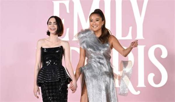 See Phots of the Cast – Hollywood Life