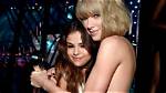 Selena Gomez Defends Taylor Swift from Kim Kardashian on Twitter – Hollywood Life