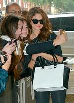 Selena Gomez Down-to-Earth Despite Fame, Reveals ‘Wizards’ Co-Star