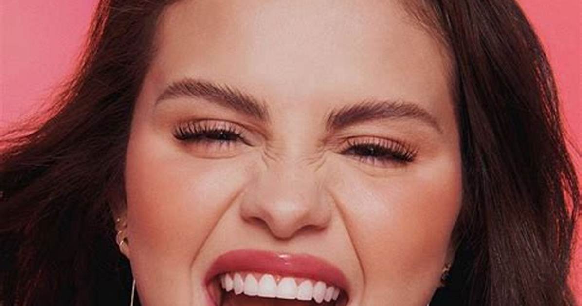 Selena Gomez’s $20 Tinted Lip Oil Is Worth All the Hype