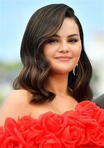 Selena Gomez’s Best Amas Moments — Pics