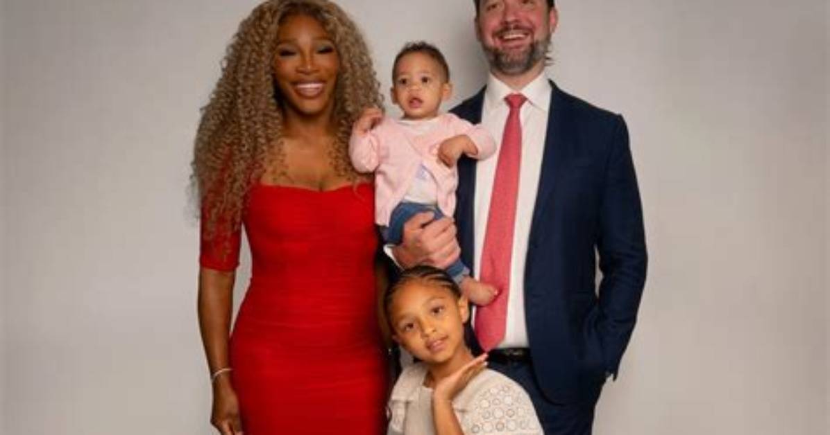 Serena Williams’ Daughter Olympia, 3, Wears Pompoms in Her Hair & Snuggles Her Favorite Doll: Cute Pic