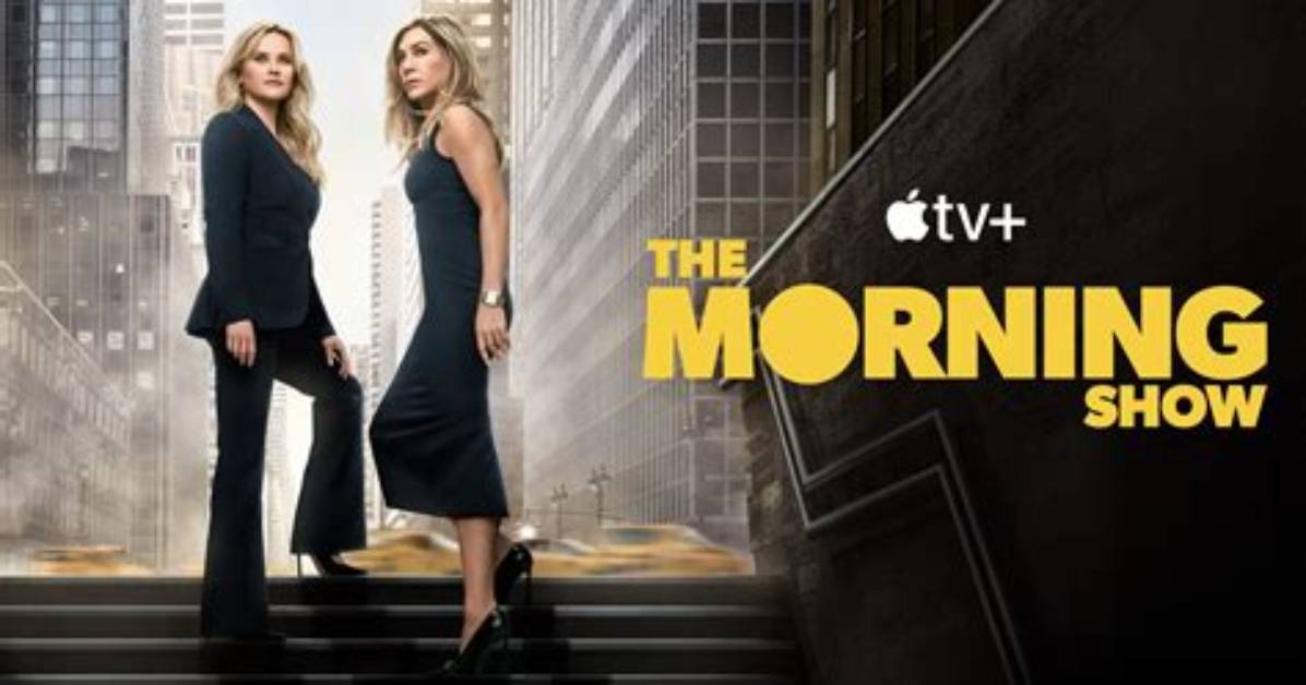 ‘Sexy ‘In the Morning’ Photo – Hollywood Life