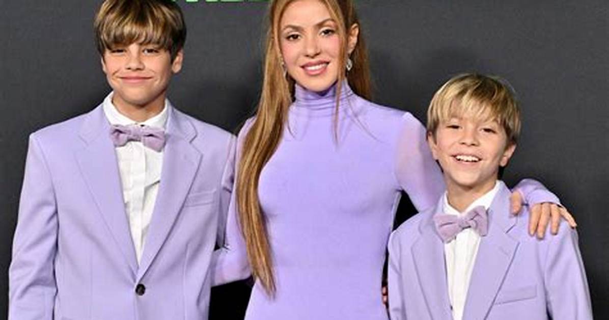 Shakira Holds Hands with Kids Milan & Sasha in Nyc: Photos – Hollywood Life