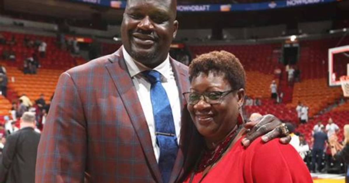 Shaquille O’neal Admits He Spends $1,000 on Pedicures: ‘I Know My Feet Stink’
