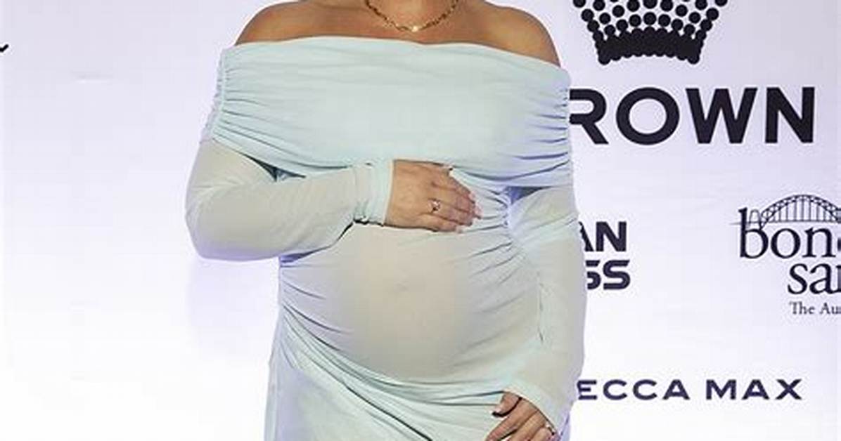 She Shows Baby Bump in Sheer Dress – Hollywood Life