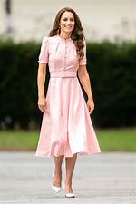 She Wears Pink Dress & More Stunning Looks – Hollywood Life