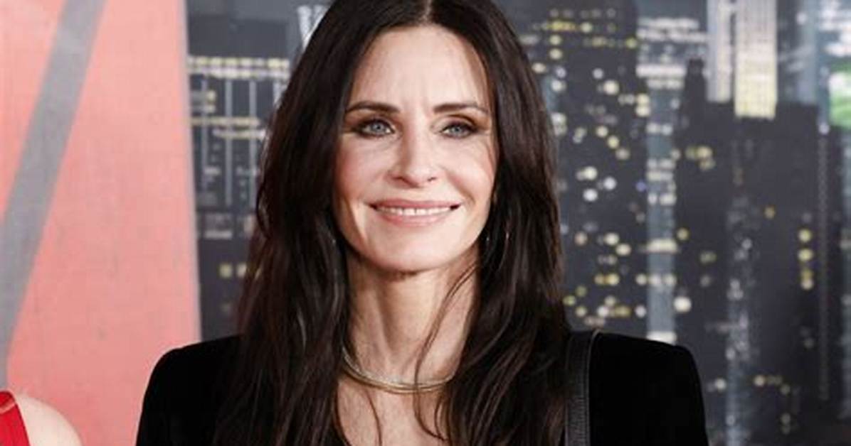 ‘Shining Vale’s Courteney Cox: I’ve ‘Never’ Had a Role with ‘So Many Layers’ in My Career