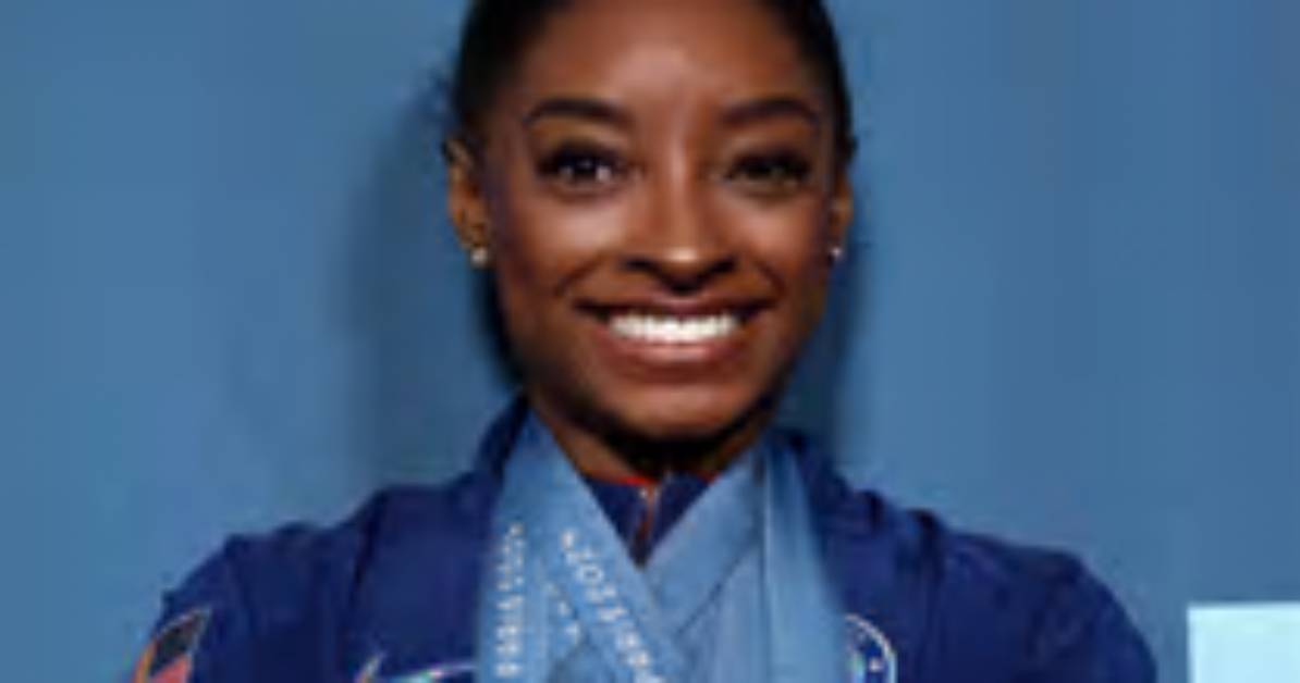 Simone Biles Proves She’s Just as Good at Axe-Throwing as She Is at Gymnastics with Perfect Bullseye