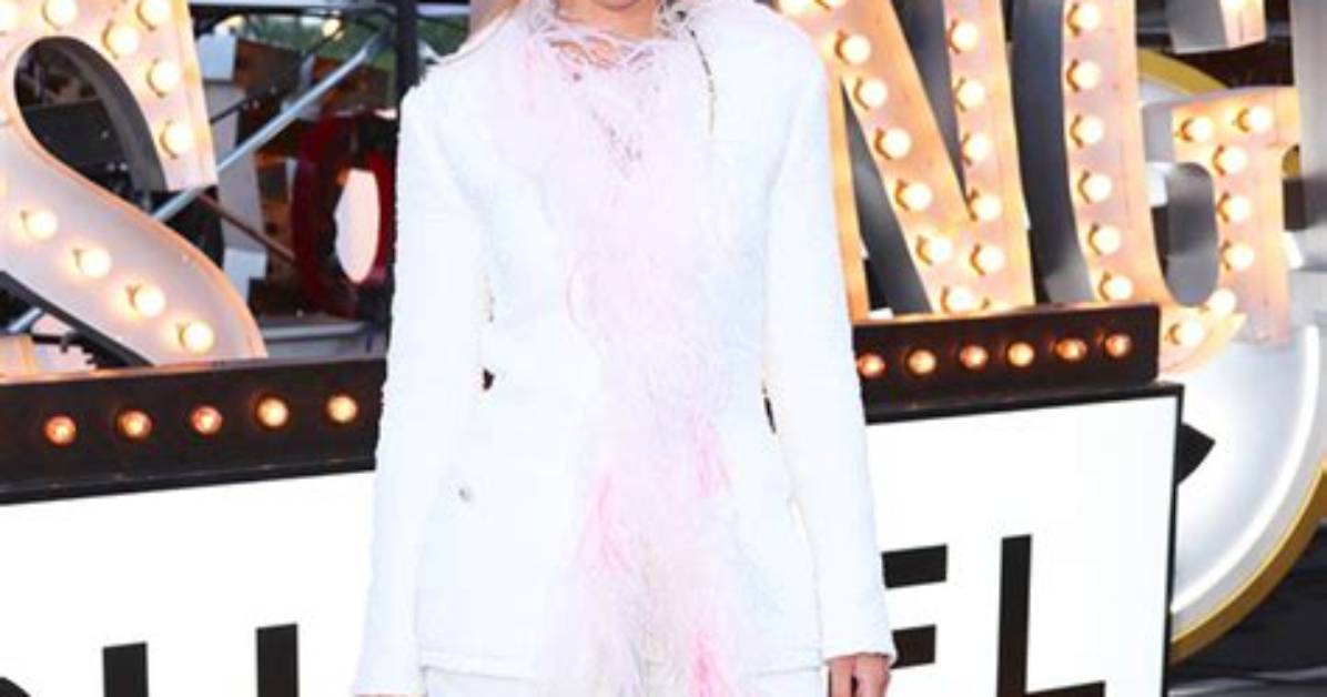 Sofia Richie in White Chanel Suit with Husband at Cruise Show: Photos – Hollywood Life