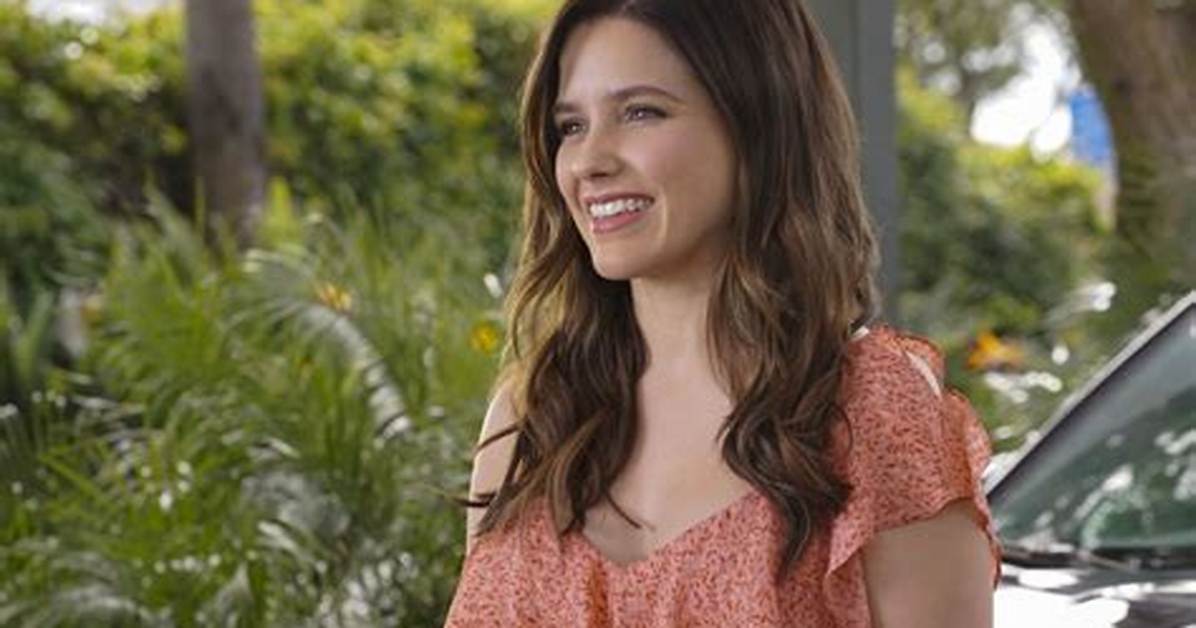 Sophia Bush Teases ‘Jane the Virgin’ Character: Interview – Hollywood Life