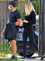 Sophie Turner’s Pregnancy Style: Celebrate Her New Baby with Her Best Maternity Fashion