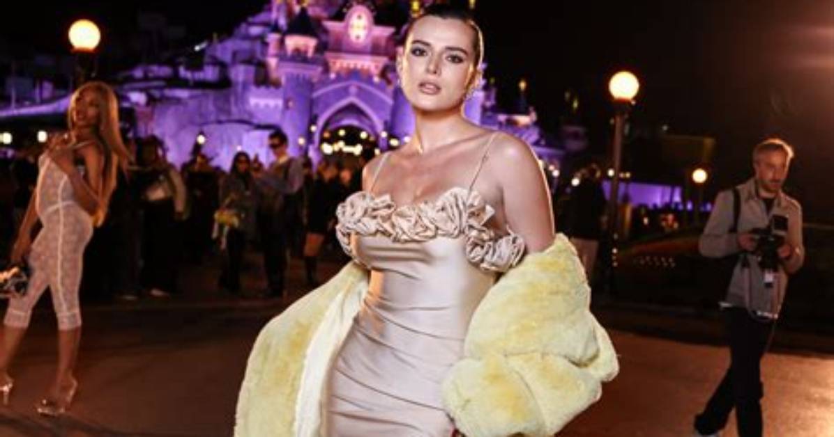 Stars Look Sexy at Paris Fashion Week — Pics