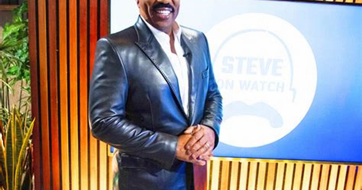 Steve Harvey Trolled for Leather Pants & Blue Jacket in New Photo – Hollywood Life