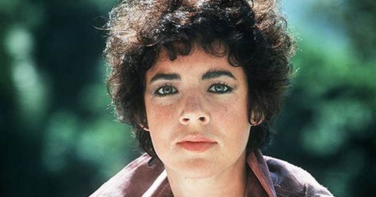 Stockard Channing Celebrity Profile – Hollywood Life