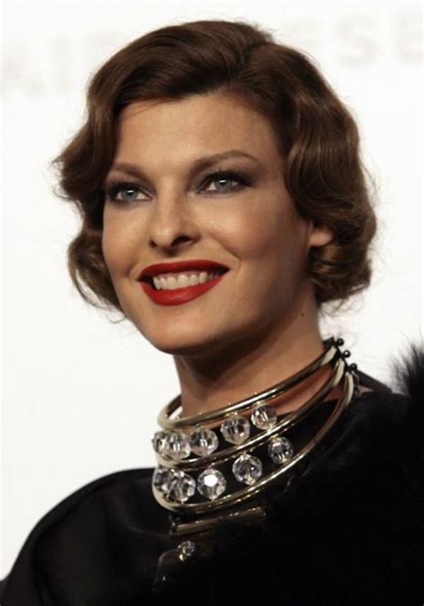 Supermodel Linda Evangelista Demands $46K a Month in Child Support from Salma Hayek's Hubby, Francois-Henri Pinault!