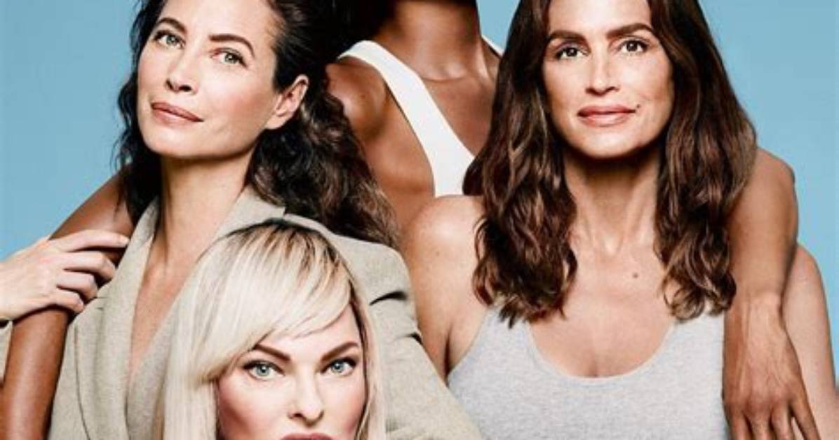 Supermodels Helena Christensen, Cindy Crawford & Christy Turlington Reunite for Holiday Party