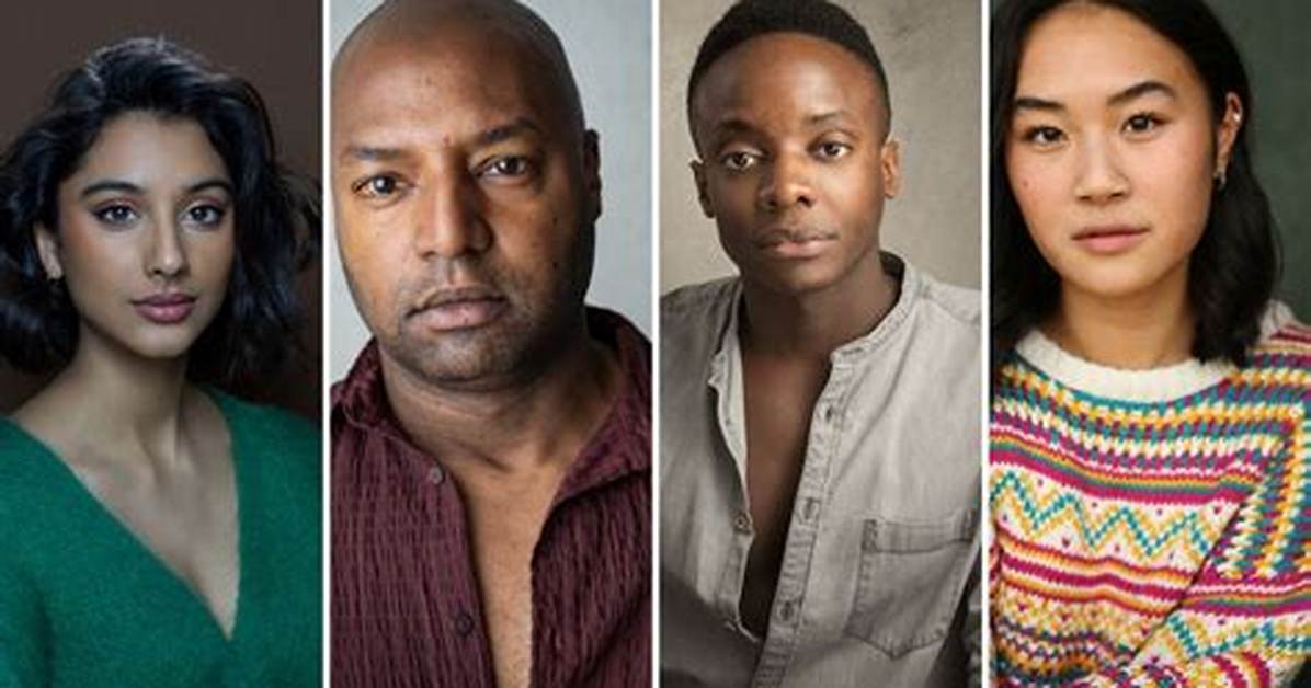 Take a Look & See New Cast Portrait – Hollywood Life