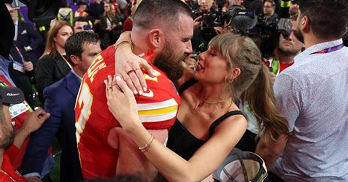 Taylor Swift & Travis Kelce Kiss While Dancing to ‘Love Story’ at Super Bowl After-Party: Watch