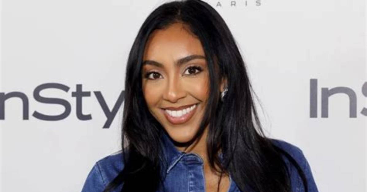 Tayshia Adams- Age, Net Worth, Height, Husband, Career, Ethnicity