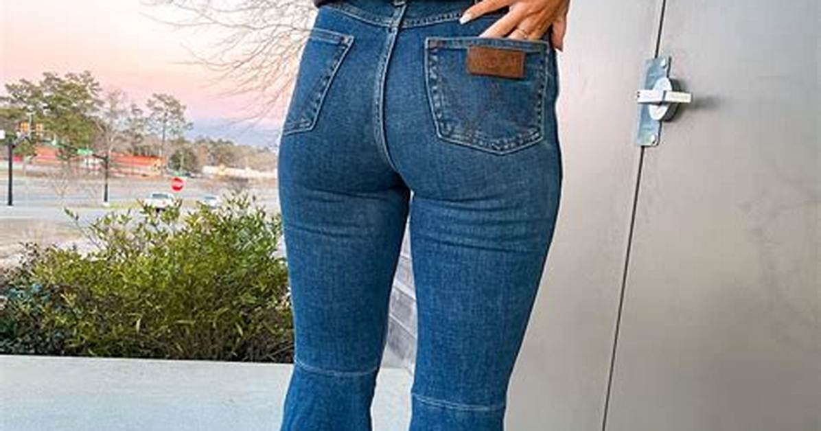 The Best Flare Jeans to Shop This Fall – Hollywood Life