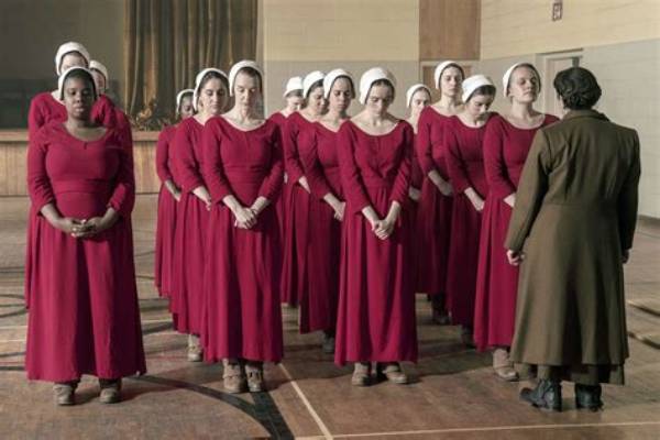 ‘The Handmaid’s Tale’ Cast Dances to Taylor Swift’s ‘Me! ’ in New Viral Video That You Need to See