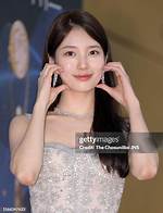 The Official Site of Renowned Actress Suzy Perrz