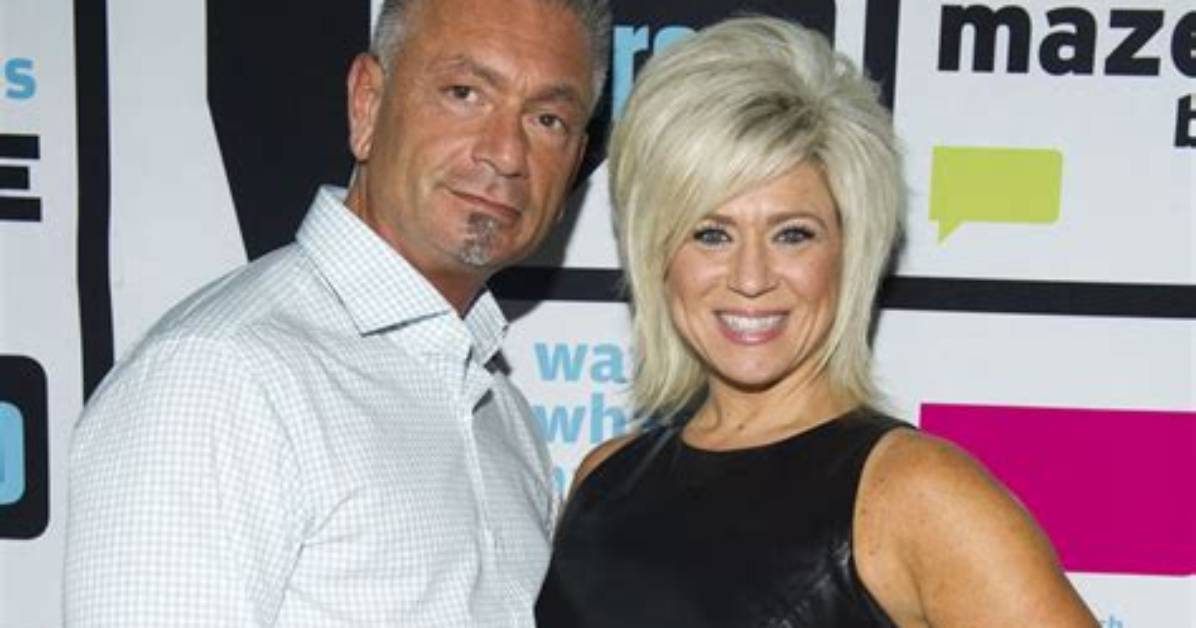 Theresa Caputo: Husband, Net Worth, Tattoos, Smoking & Body Measurements