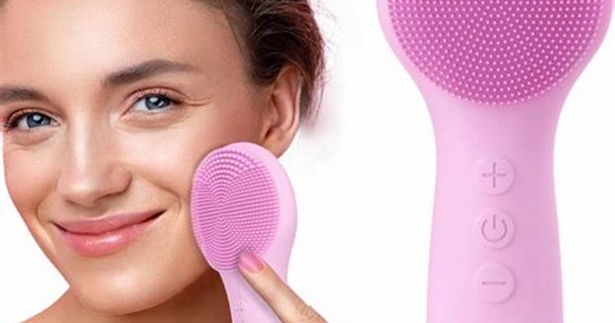 This Vibrating Facial Cleansing Brush Makes the Perfect Christmas Gift & Is on Sale for Under $30