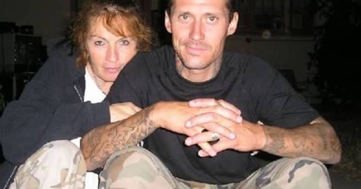 Tia Torres Bio, Age, Teeth, Kids, Family, Husband, Net Worth, Height, Son Dies and Book