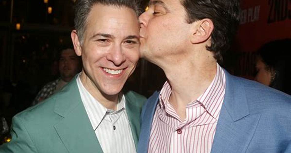 Todd Spiewak & Jim Parsons Pictures — See Photos of the Couple – Hollywood Life